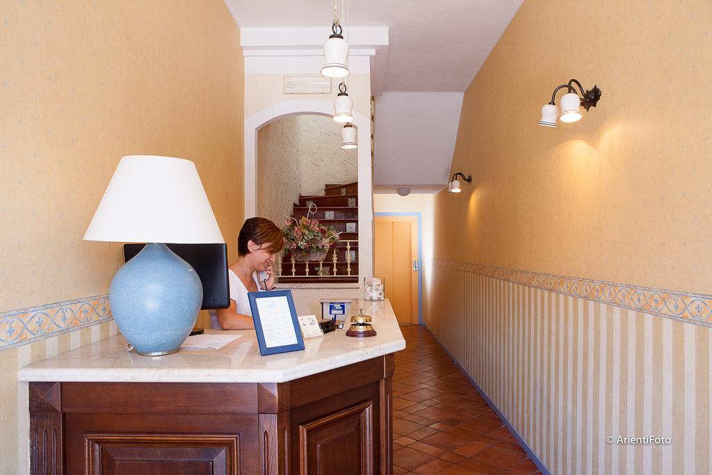Albergo Del Lago Capalbio Exterior foto